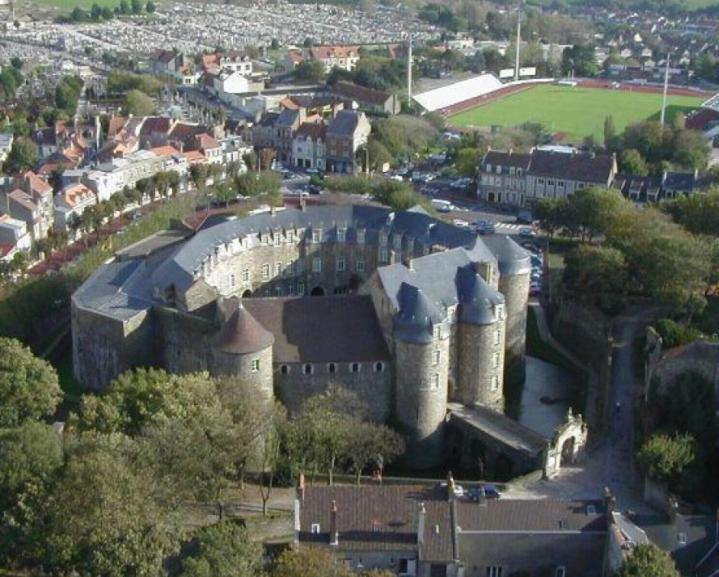 Au Coeur De Boulogne Sur Mer Екстериор снимка